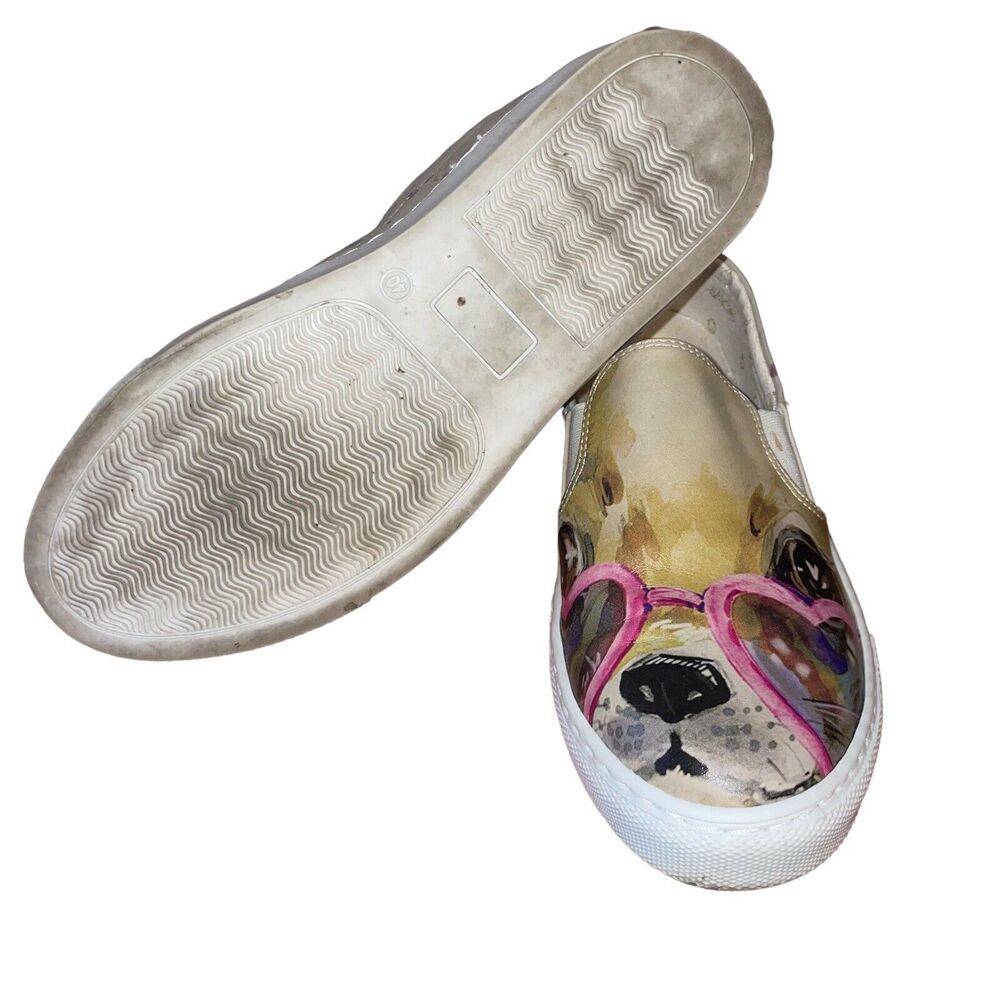 Goby Women's 40/9 Chihuahua 'Lucky Dog' Slip-On Canvas Shoes - Picture 5 of 8